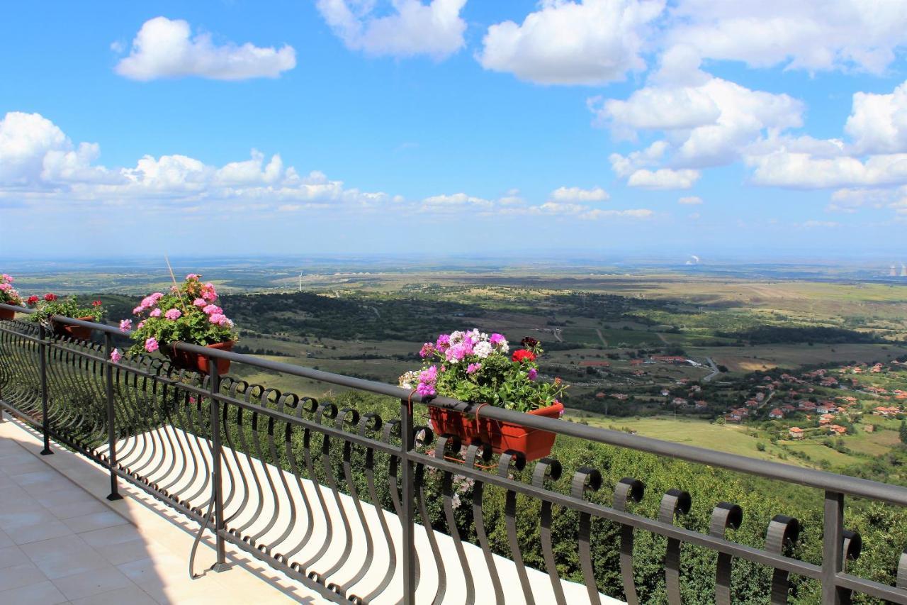 Zaara Estate Winery Hotel & Spa Glavan Dış mekan fotoğraf