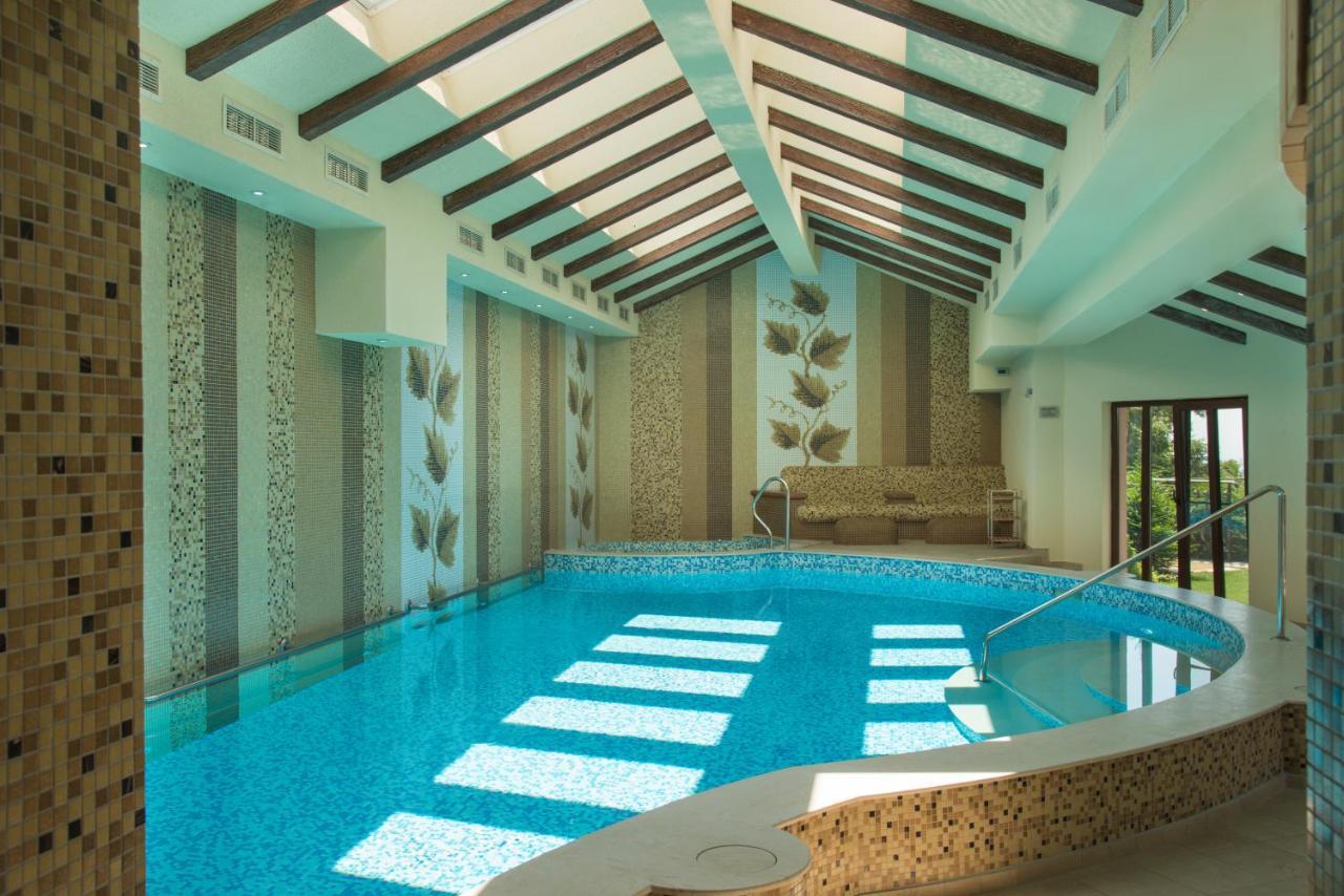 Zaara Estate Winery Hotel & Spa Glavan Dış mekan fotoğraf